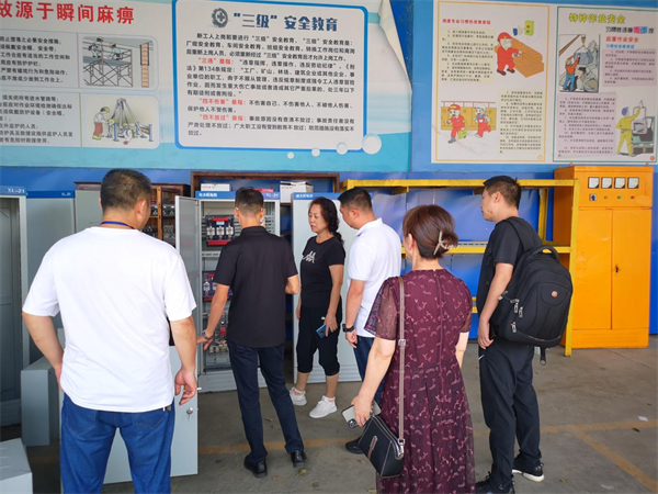 图片11 图片11